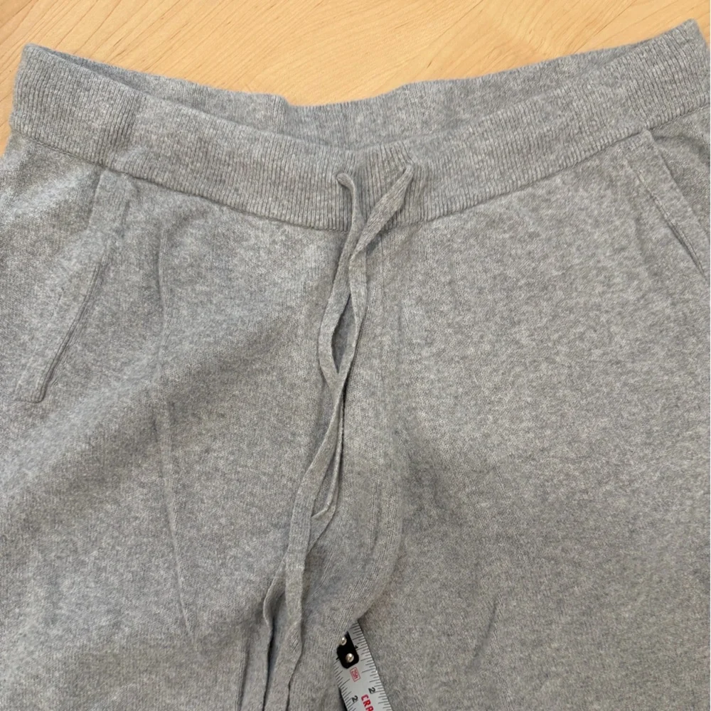 GAP Women's Sweater Gray Lounge Pants - Picture 4 of 6
